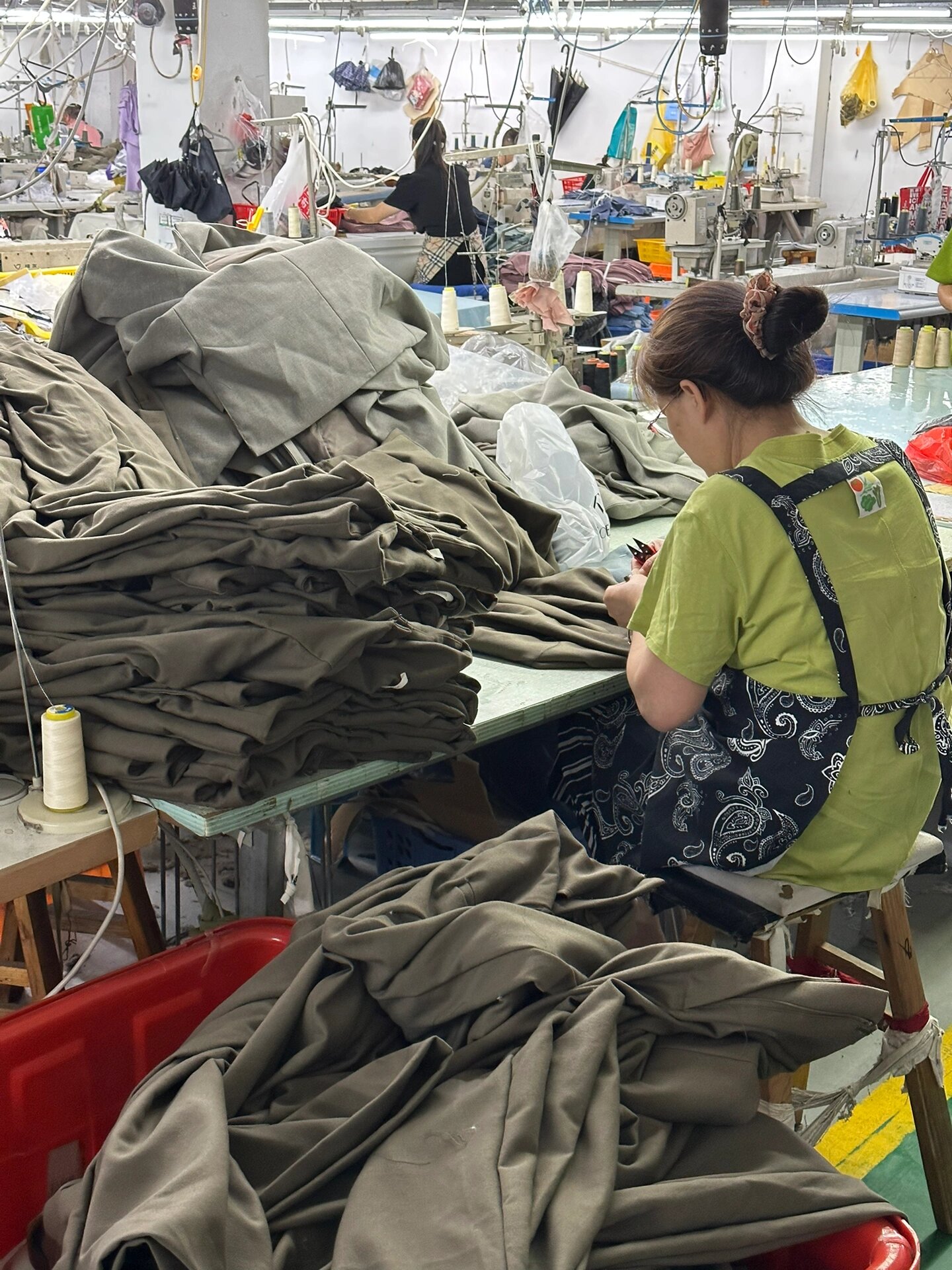 從傳統(tǒng)到創(chuàng)新 一家服裝廠的轉(zhuǎn)型之路